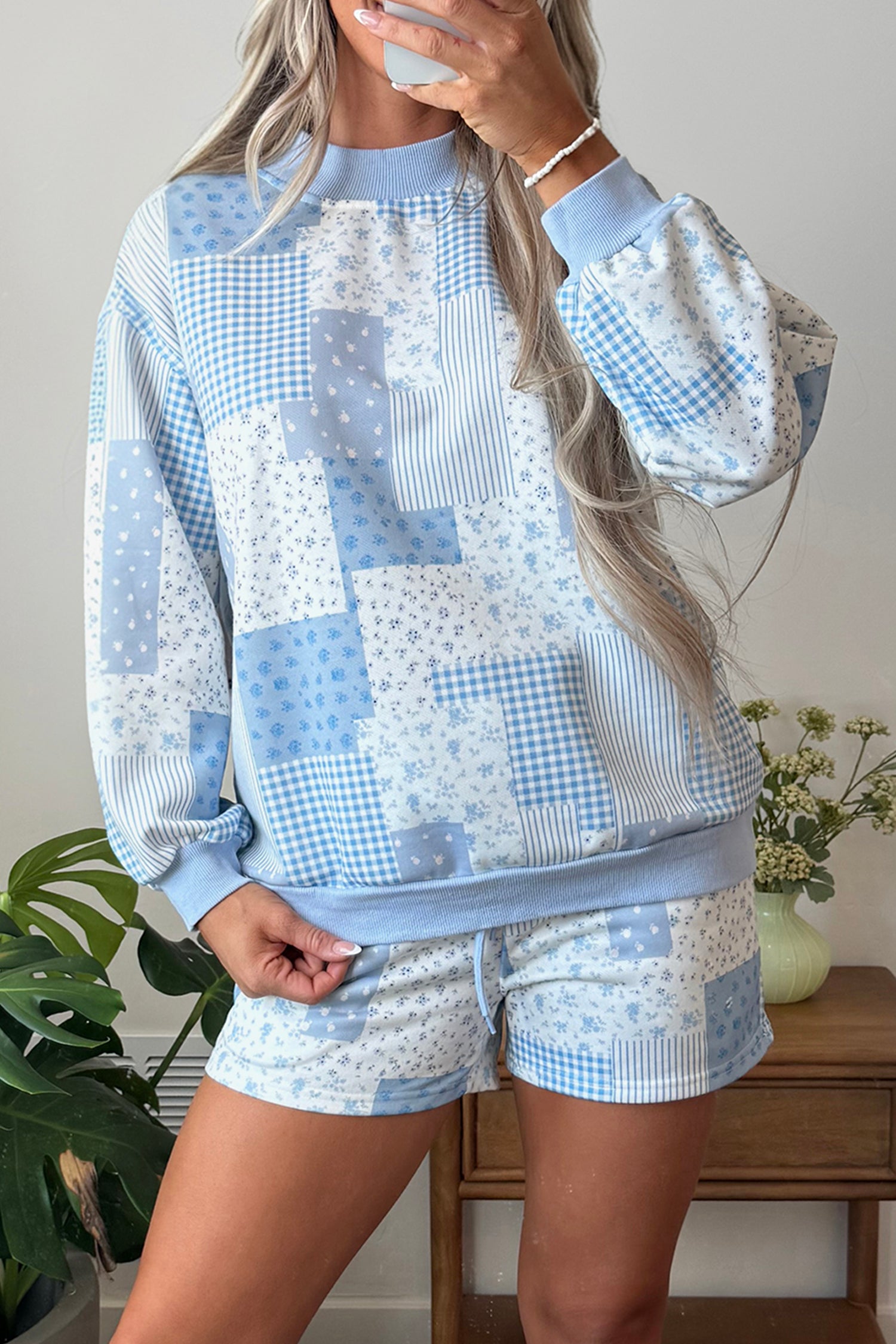 Sky Blue Patchwork Floral Print Drop Shoulder Baggy Pullover Drawstring Shorts Set