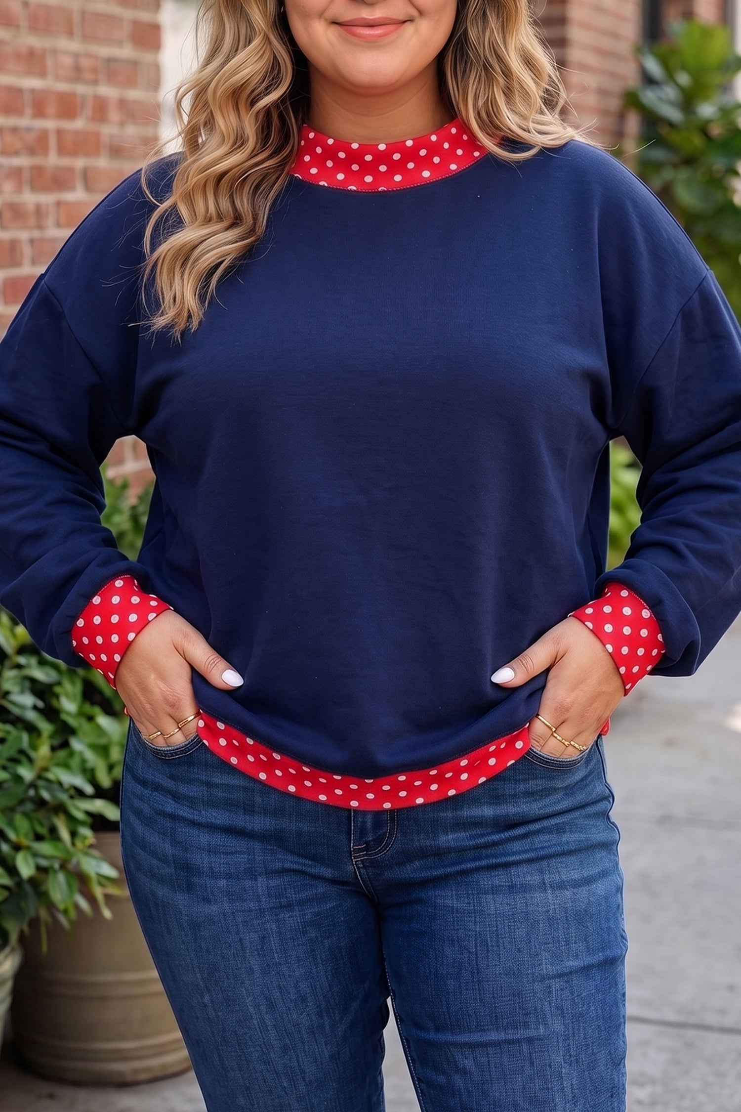 Dark Green Polka Dot Patchwork Round Neck Plus Size Sweatshirt