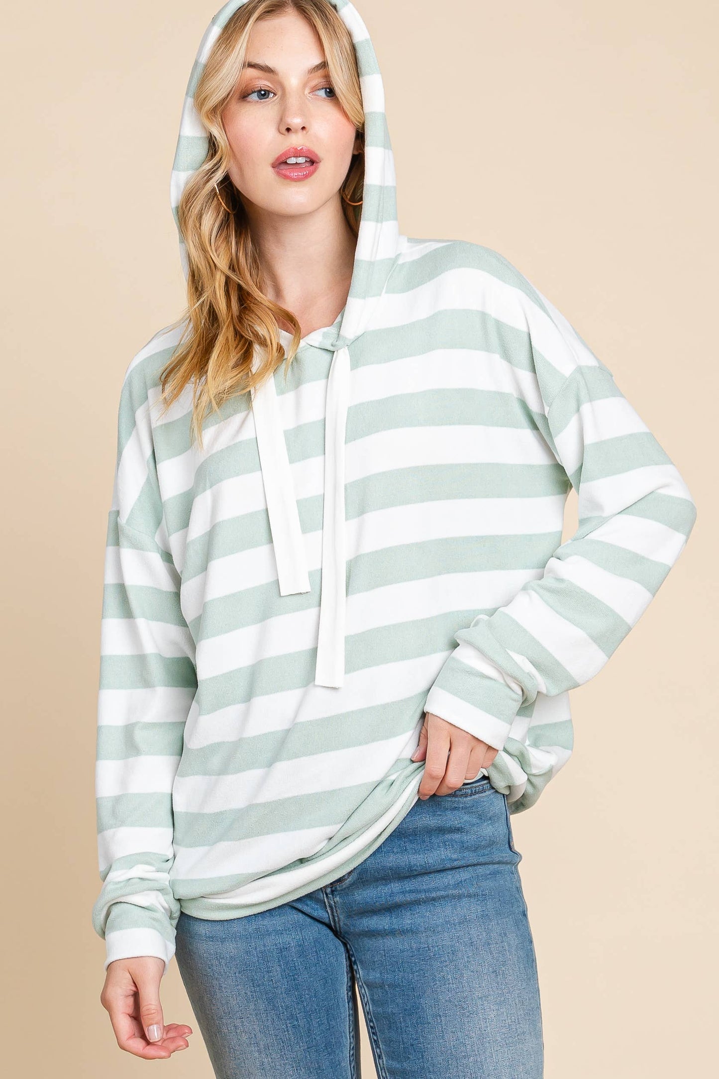 STRIPED KNIT HOODIE