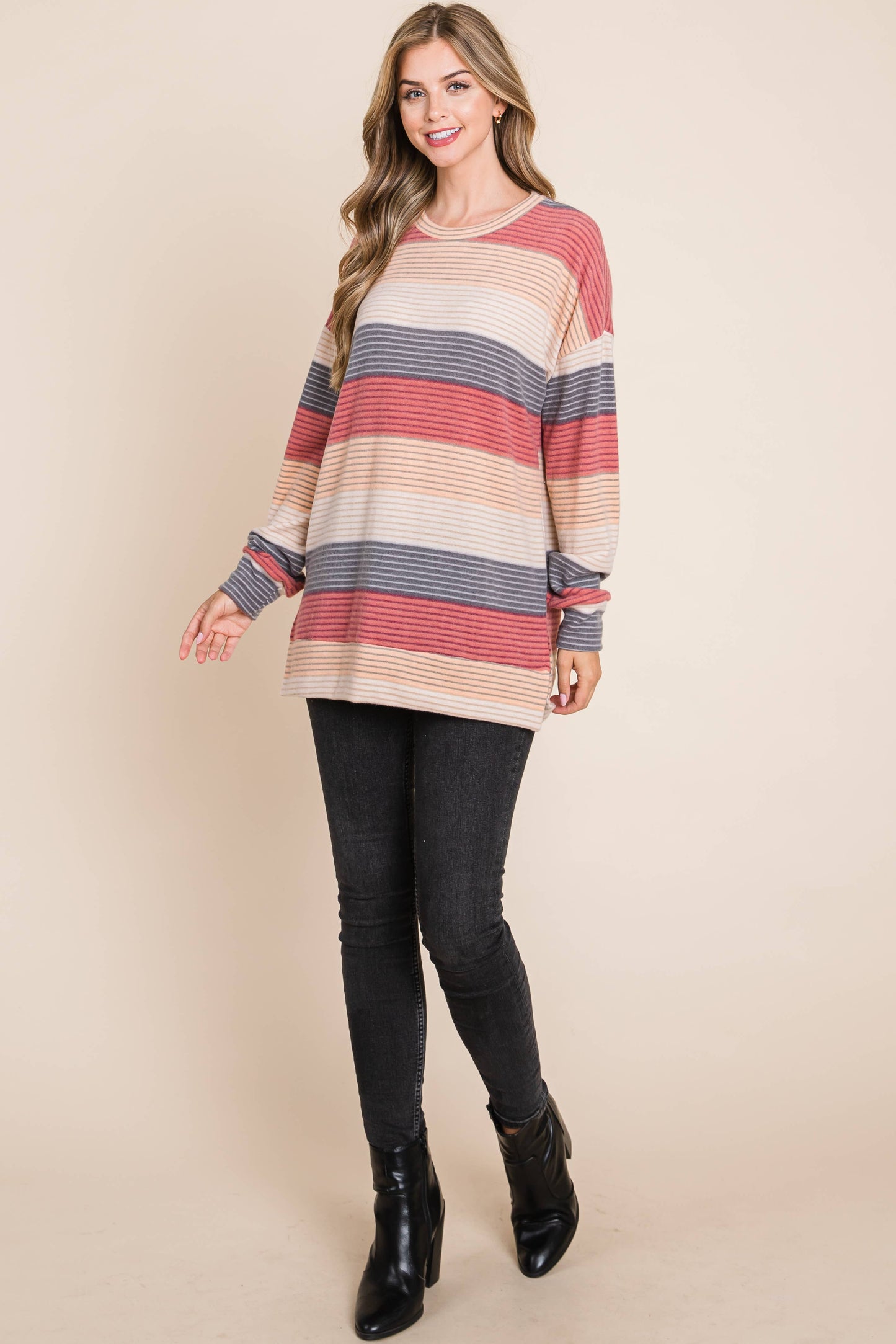 POP OVER KNIT TUNIC TOP