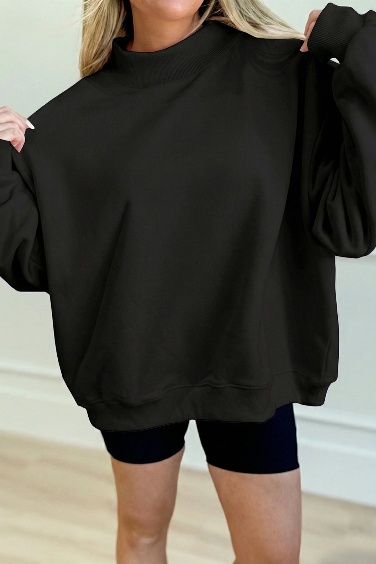 Black Solid Color Oversized Mock Neck Sweatshirt