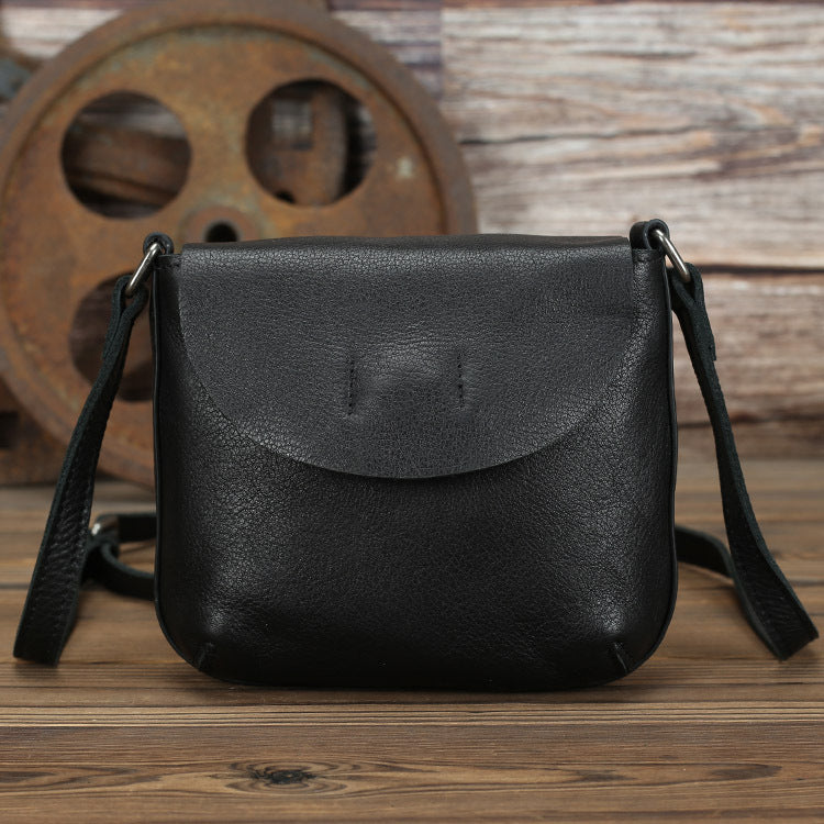 Retro Simple Leather Crossbody Bag