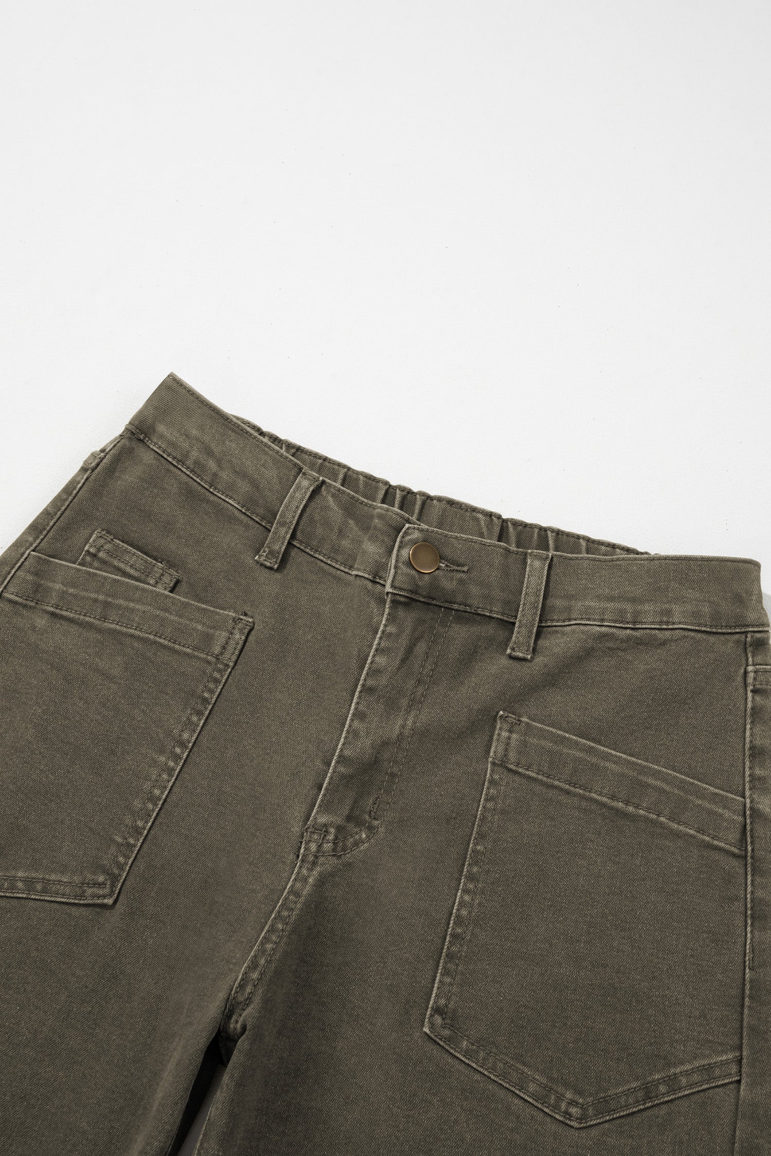 Beau Blue Solid Color Square Patch Pocket Ankle-length Barrel Jeans