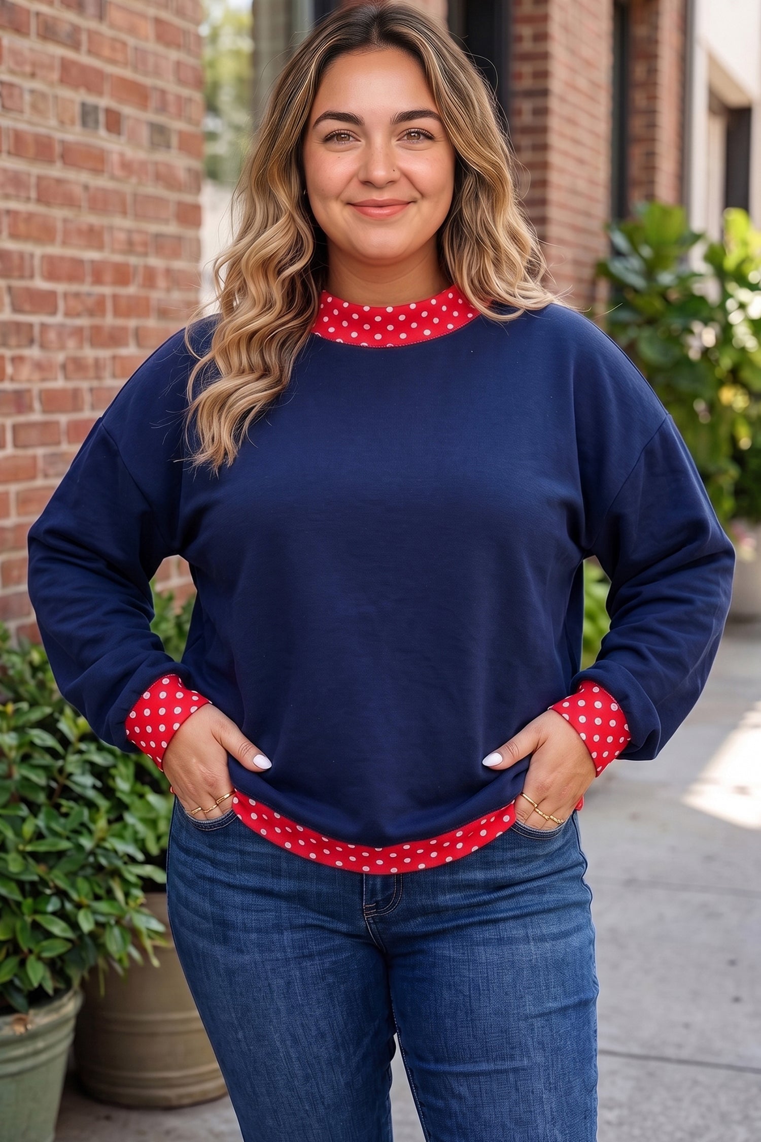 Dark Green Polka Dot Patchwork Round Neck Plus Size Sweatshirt