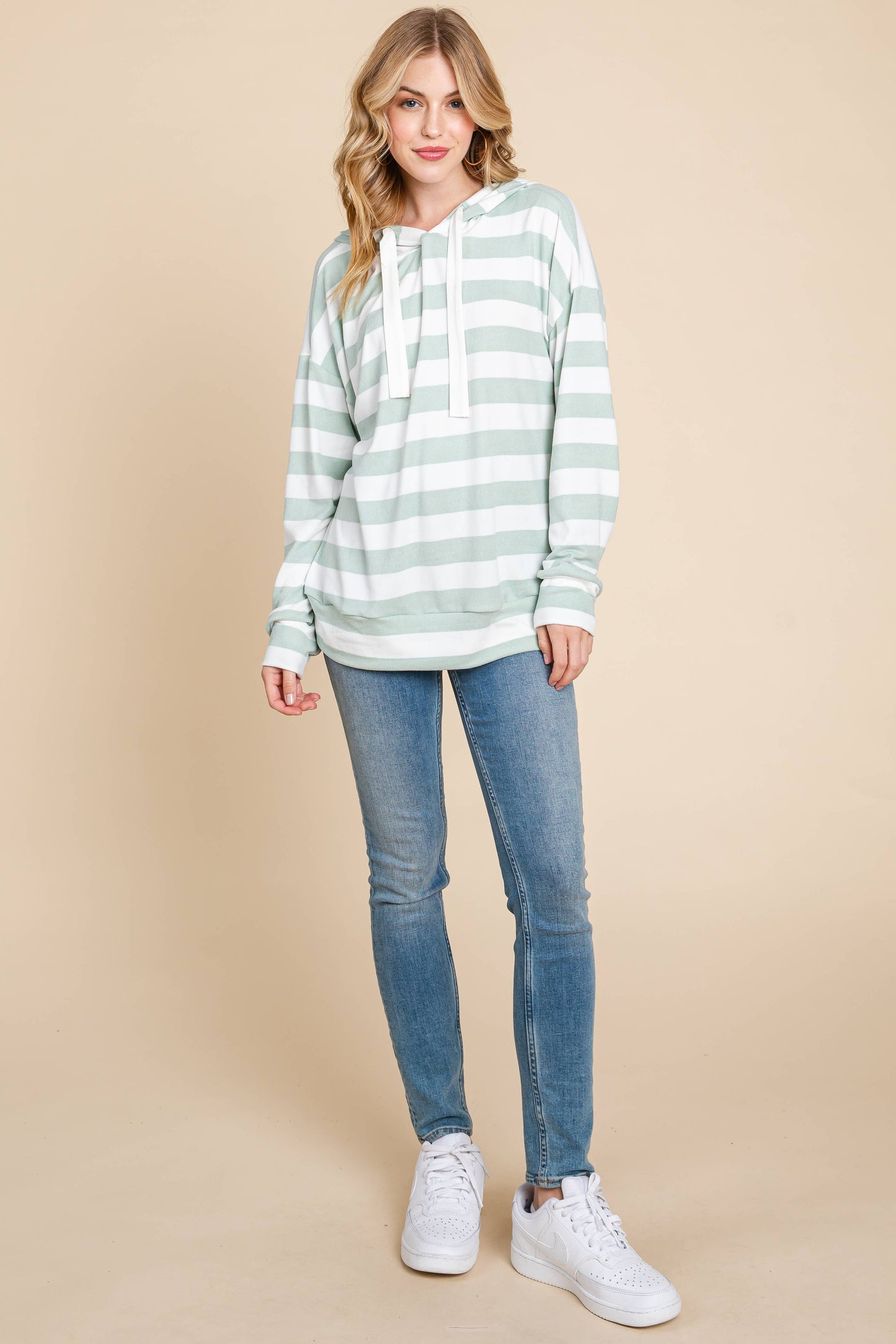 STRIPED KNIT HOODIE