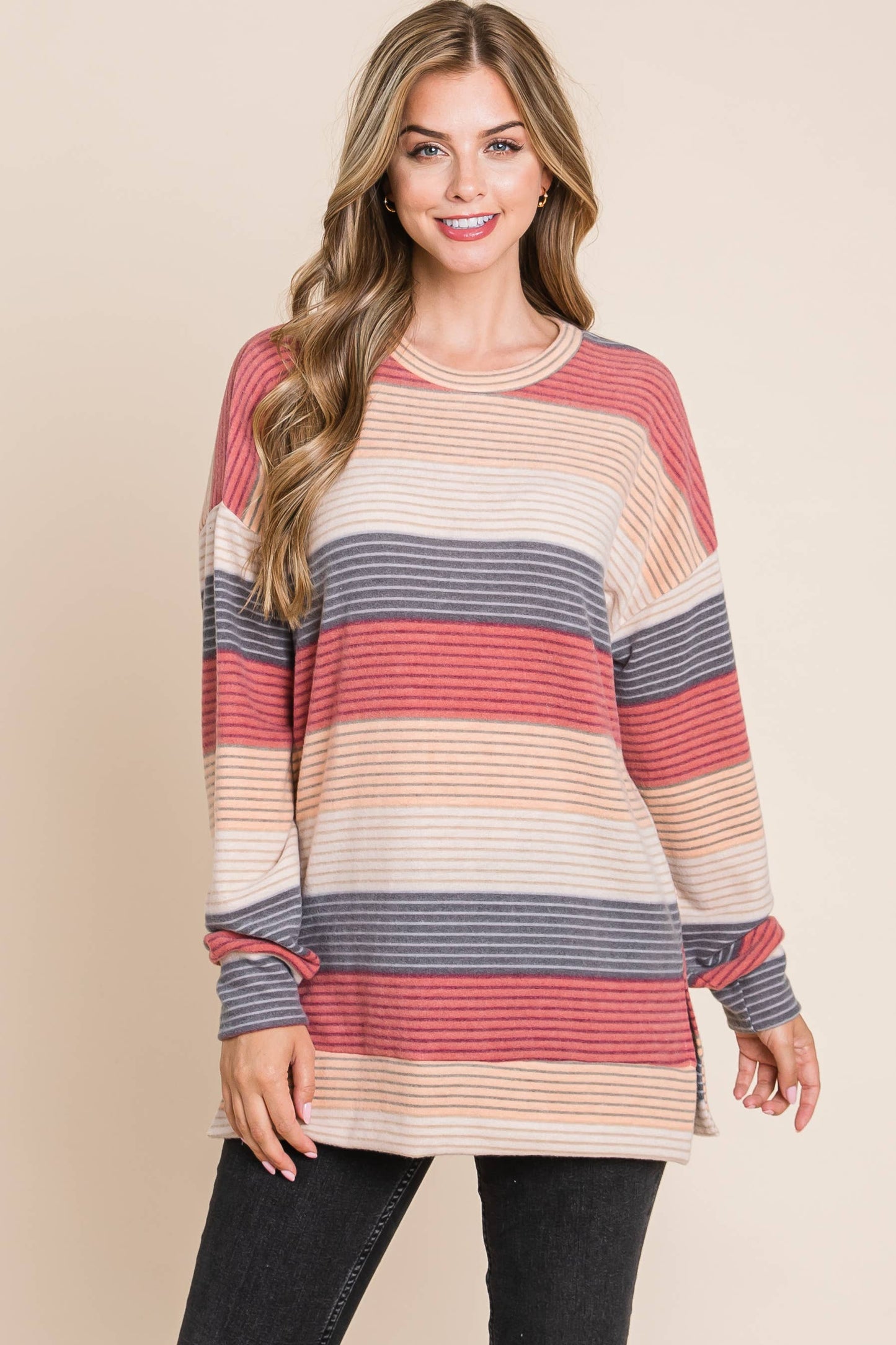 POP OVER KNIT TUNIC TOP