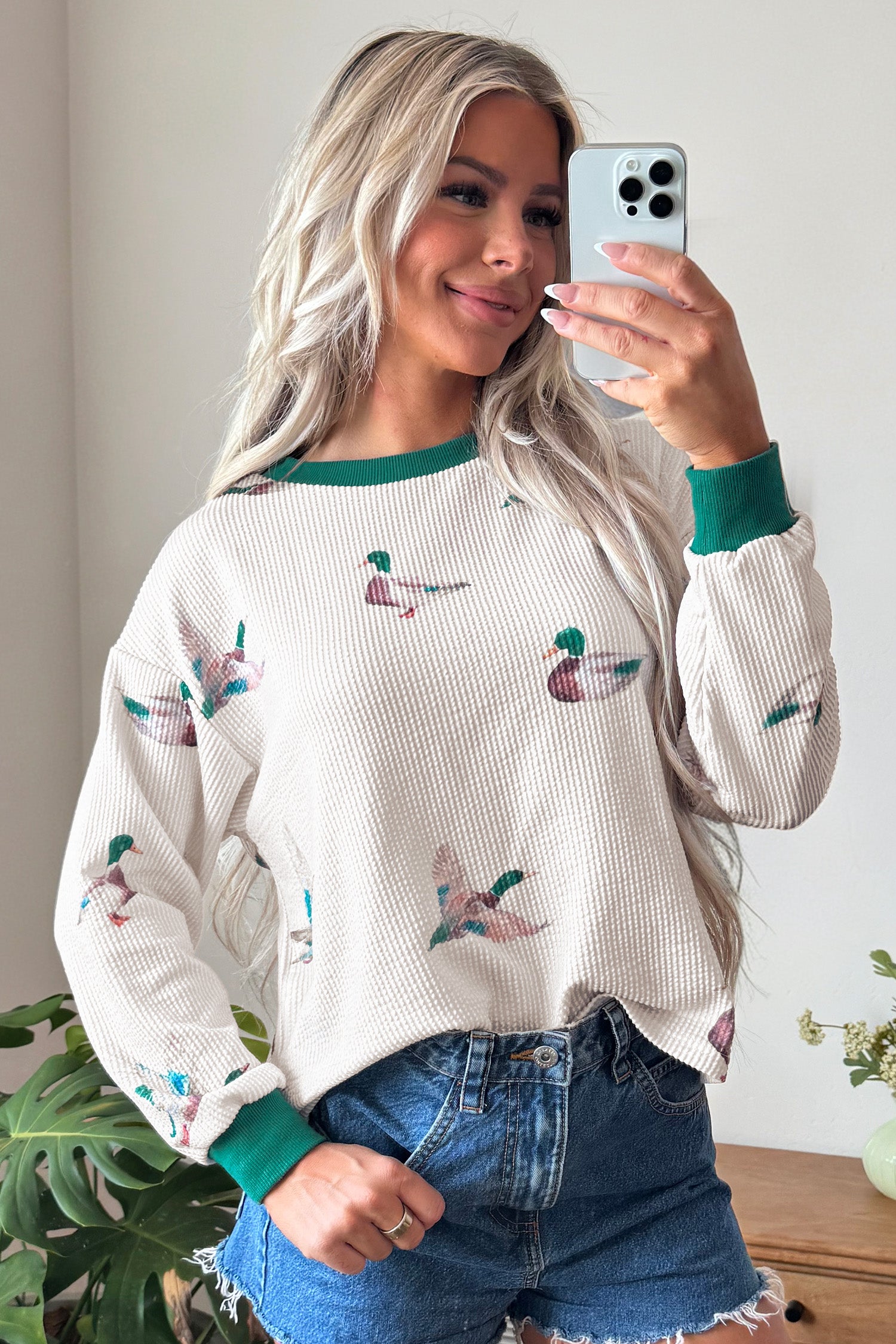 Beige Twisted Ribbed Duck Print Crewneck Casual Pullover Top
