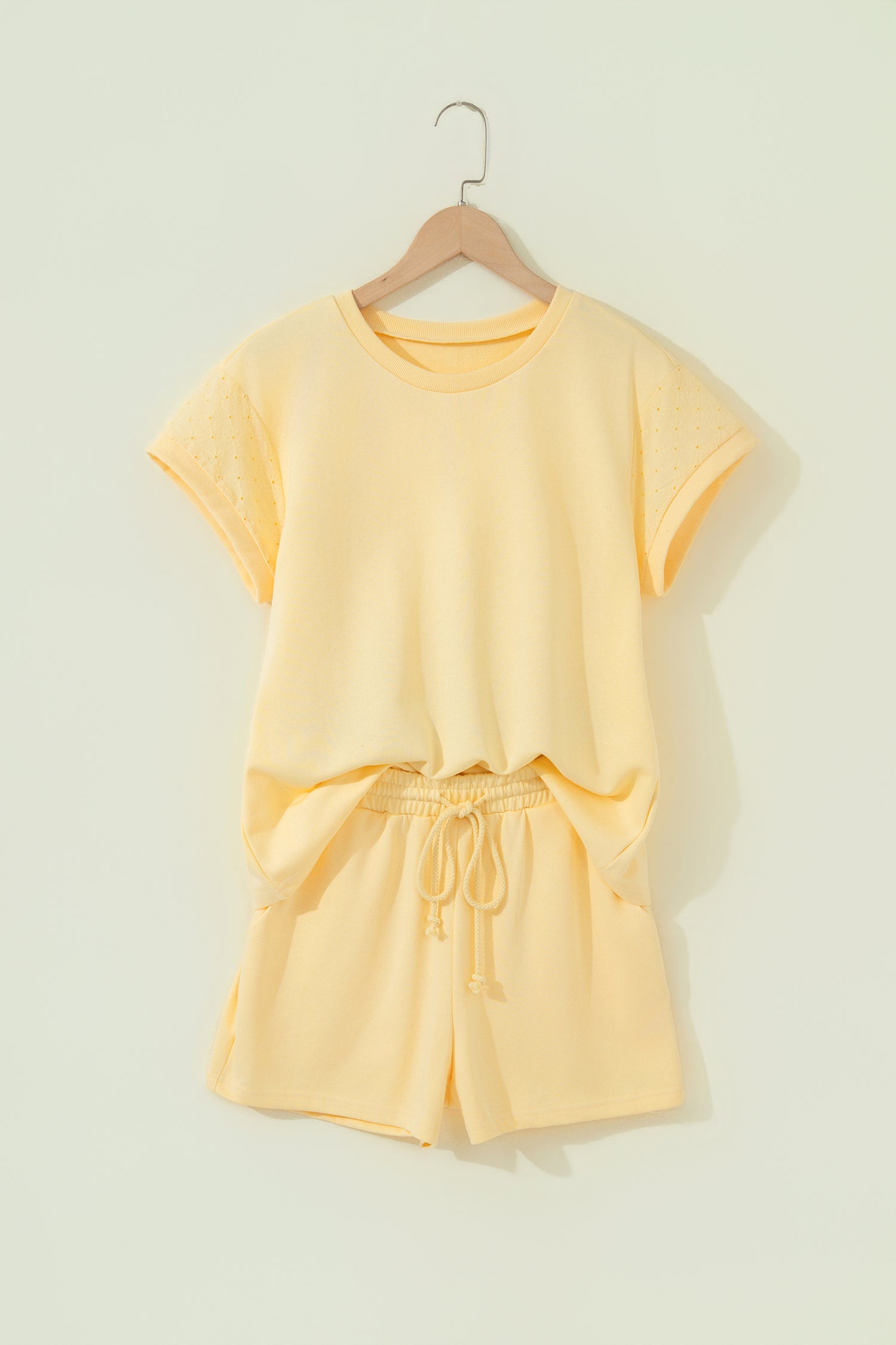 Yellow  Eyelet Lace Patchwork Sleeve Short 2pcs Outfit
