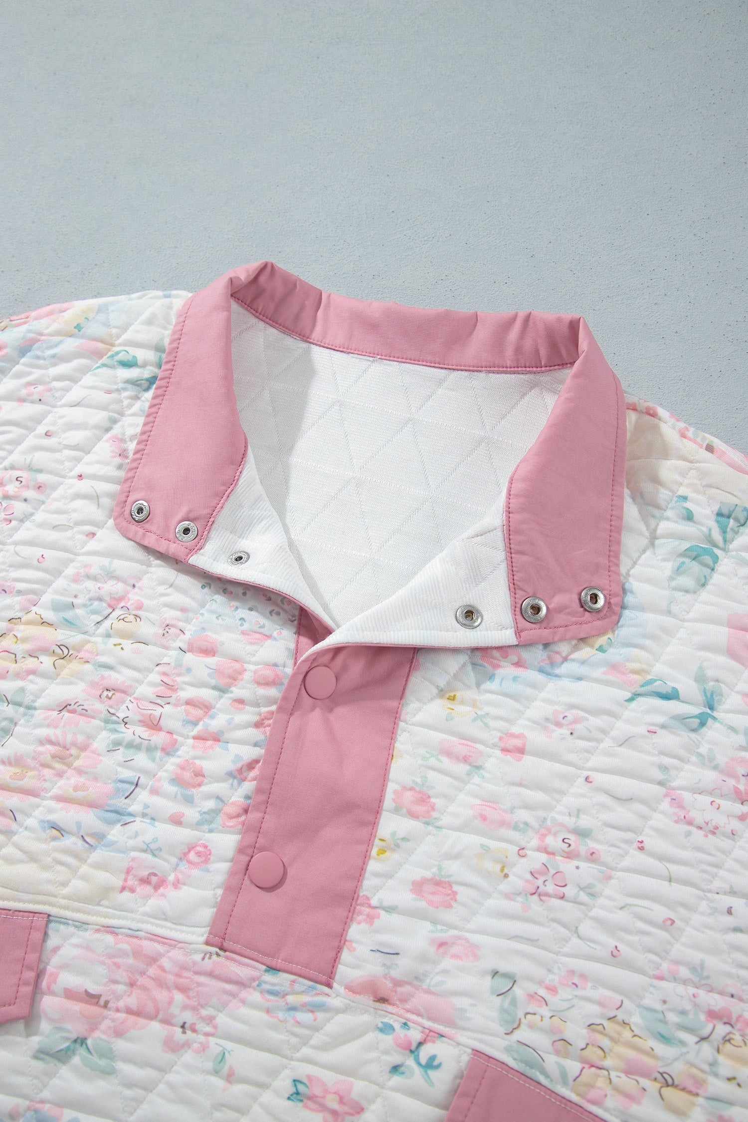 Pink Floral Quilted V-Neck Plus Size Fake Pocket Sweatshirt