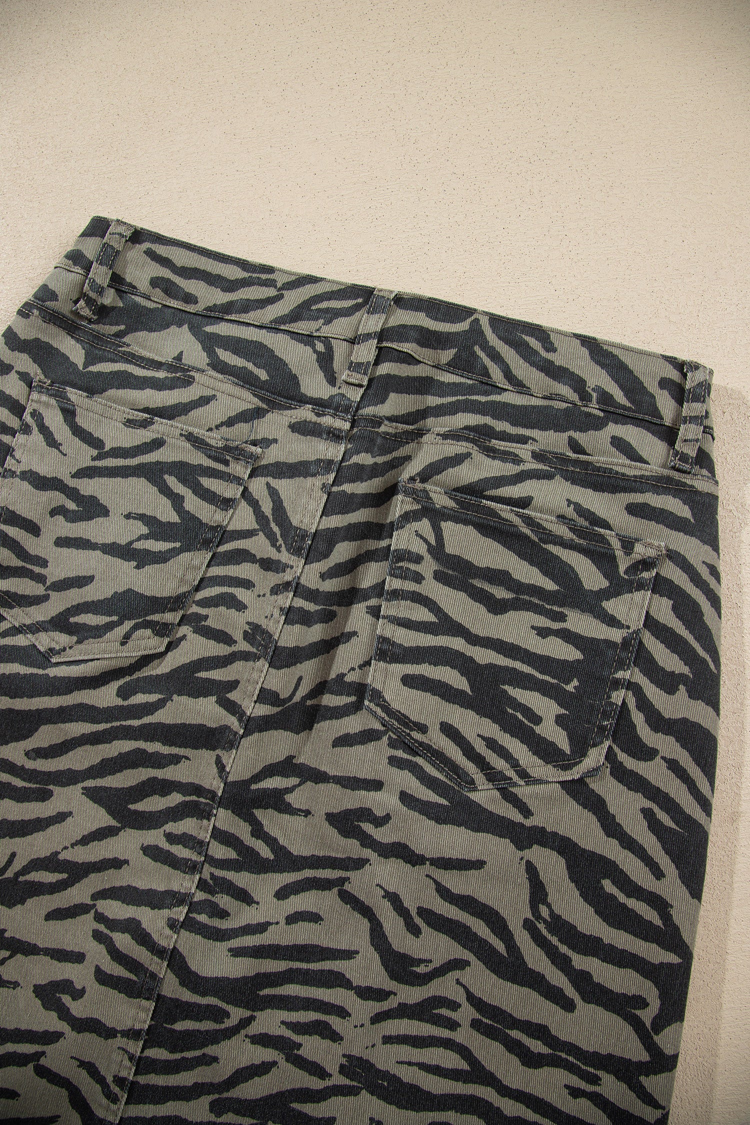 Brown Leopard Print Side Split Frayed Hem Denim Midi Skirt