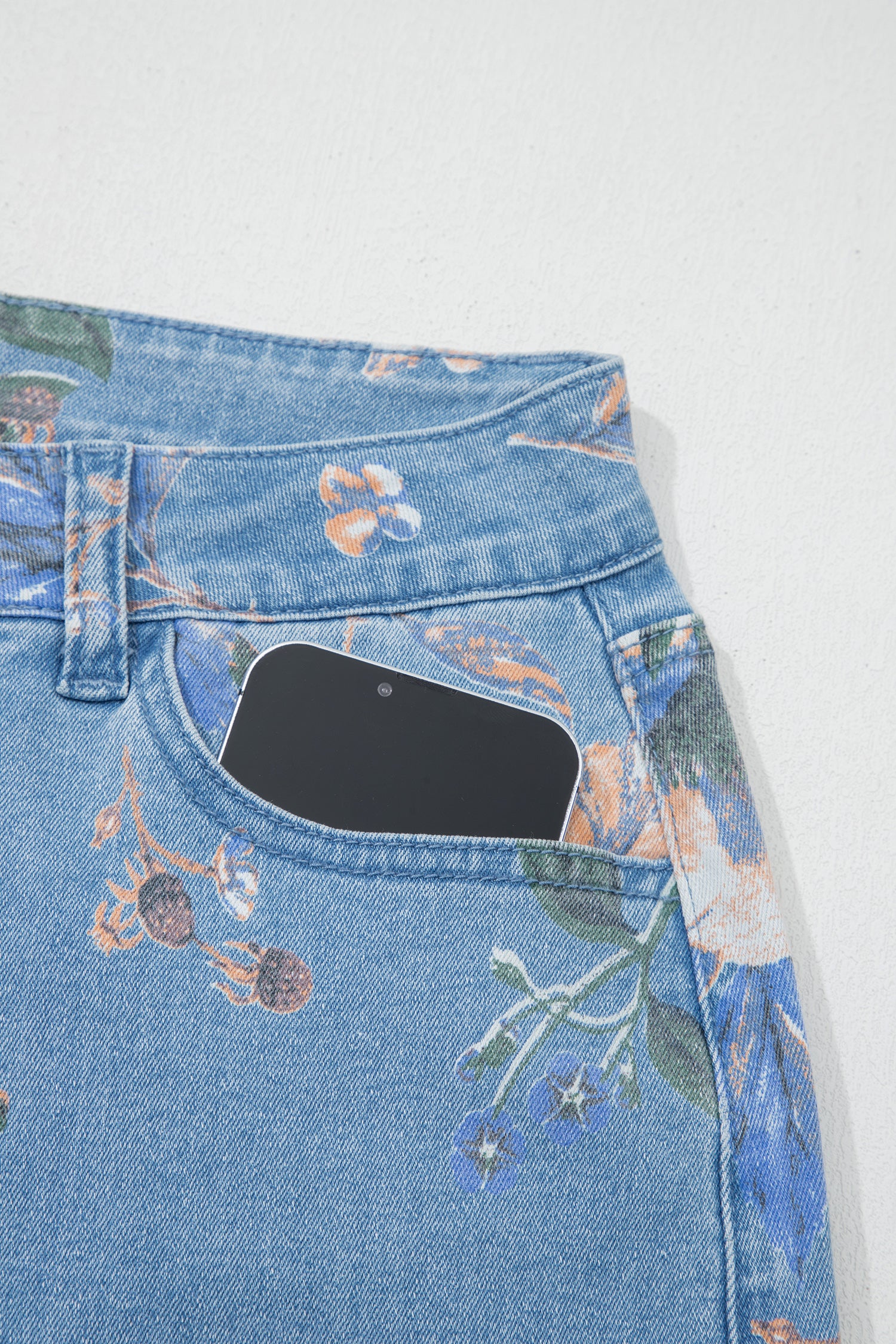 Sky Blue Retro Floral Print Frayed Hem Shift Jeans