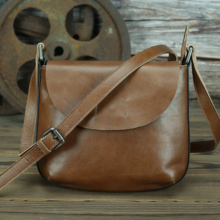 Retro Simple Leather Crossbody Bag