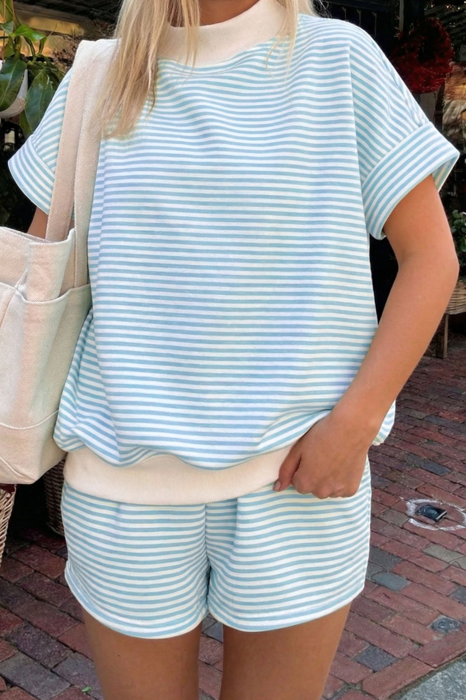 Pink Stripe Cuffed Sleeve Contrast Mock Neck Tee Casual 2pcs Short Set