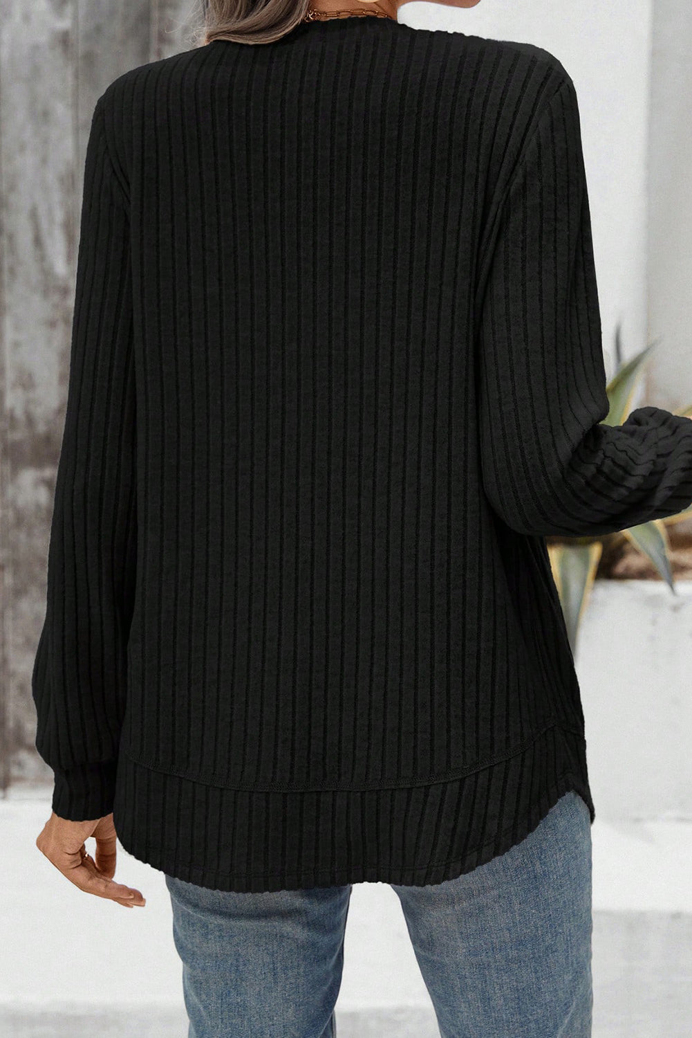 Black Ribbed Texture Round Neck Long Sleeve Rounded Hem Top
