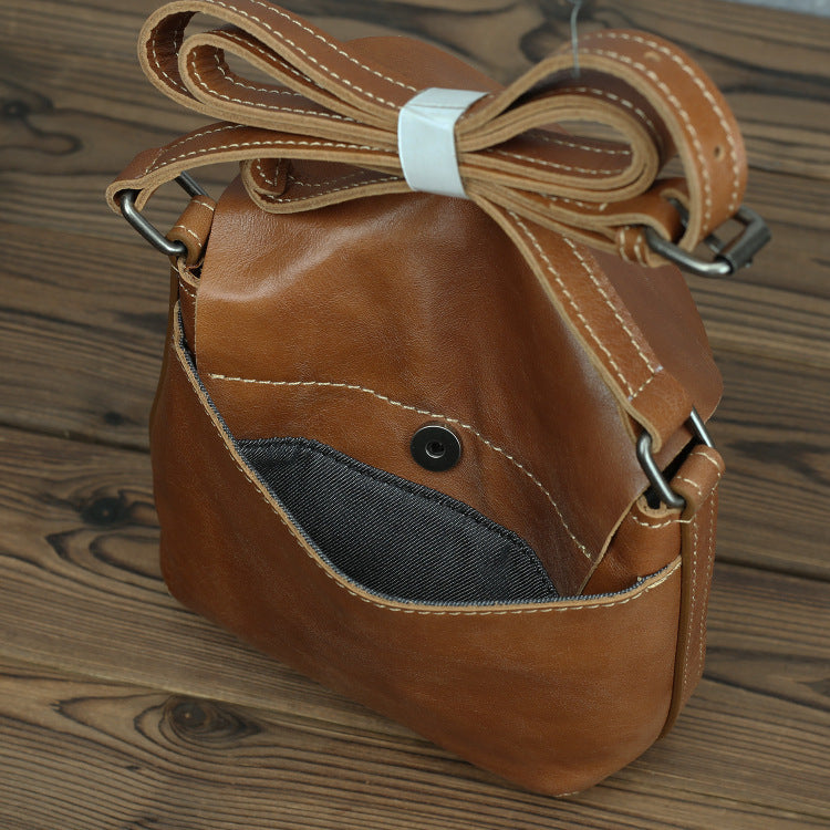 Retro Simple Leather Crossbody Bag