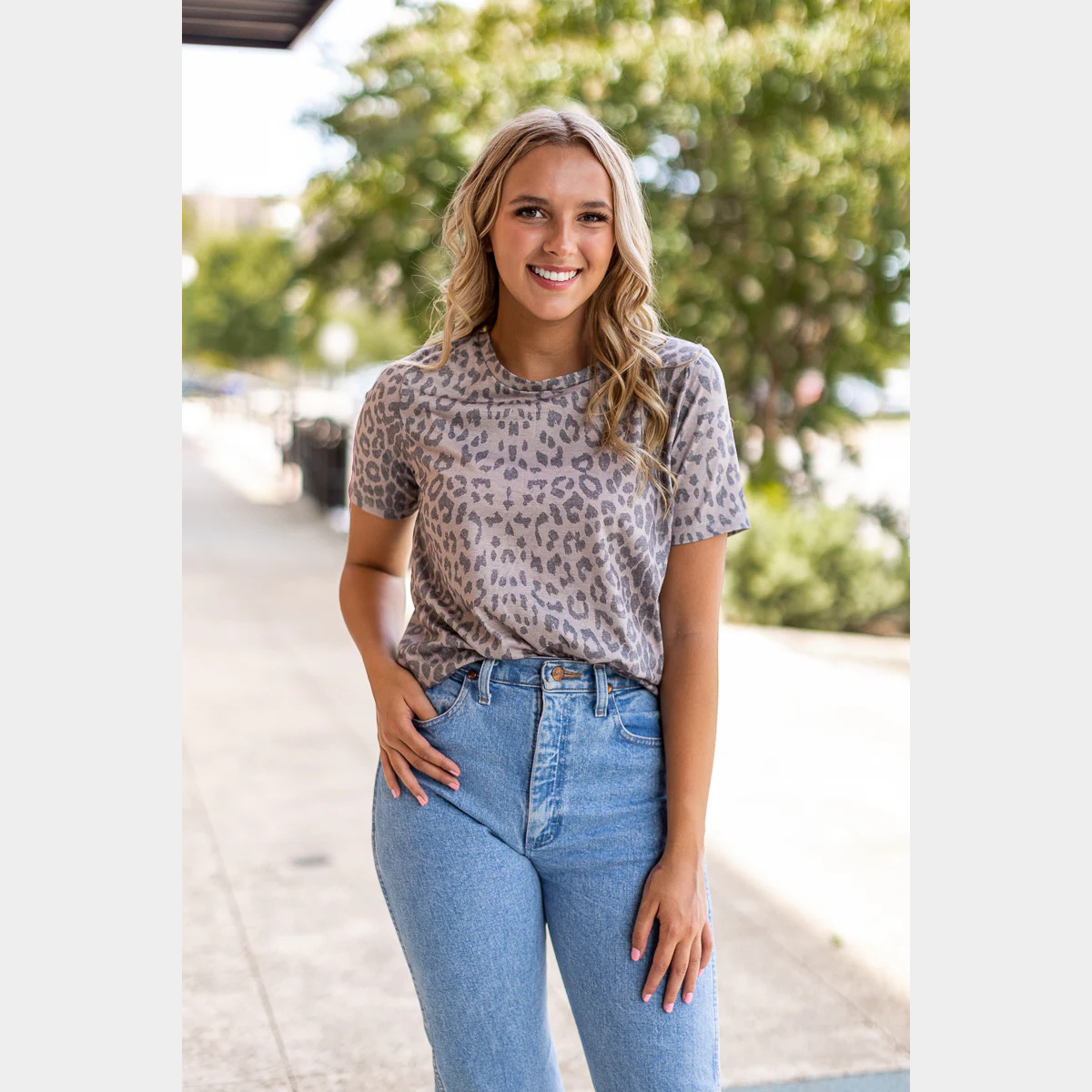 Vintage Leopard Crew Neck Tee