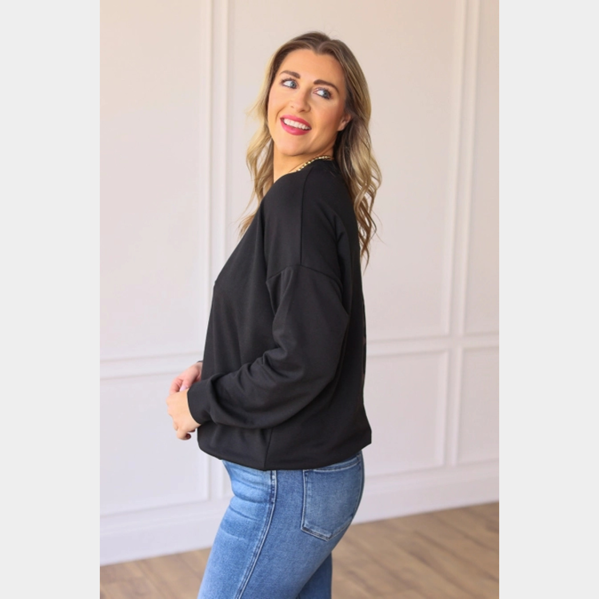 The Dana Sweatshirt, Black (1)