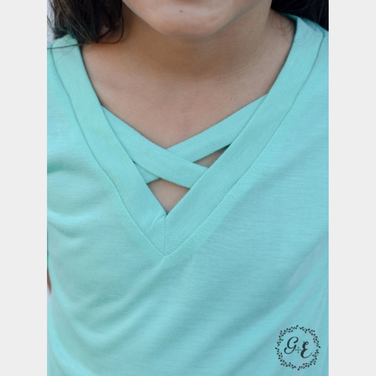 Girls' Tangled V-Neck Basics in Mint