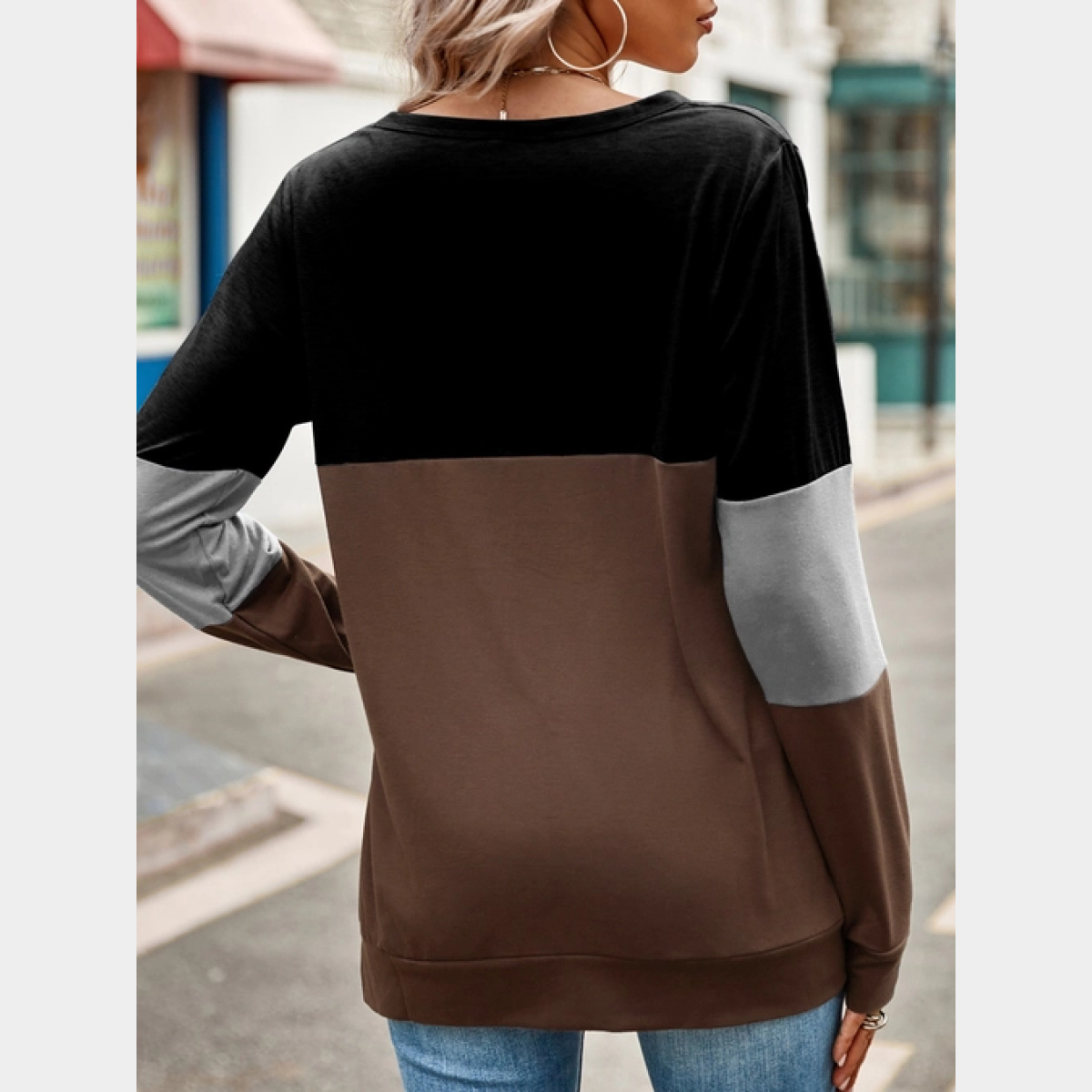 Gray Color Blocking Hollow Round Neck Long Sleeved Top